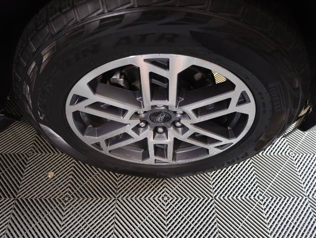 Certified 2025 Ford Expedition Active AWD/4WD image 30
