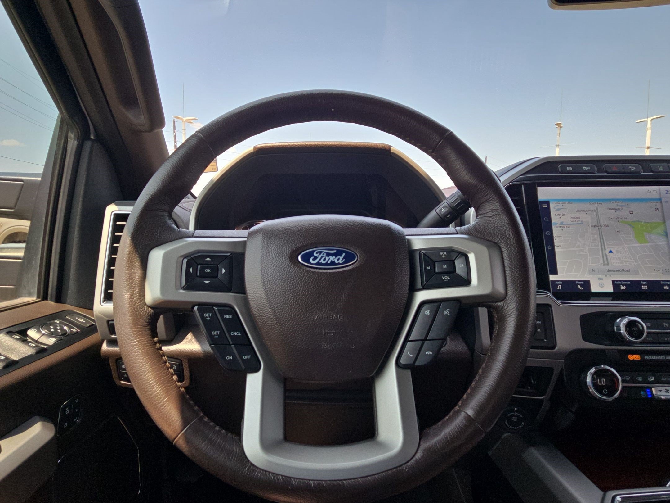 Certified 2022 Ford F250 King Ranch w/ King Ranch Ultimate Package AWD/4WD image 19