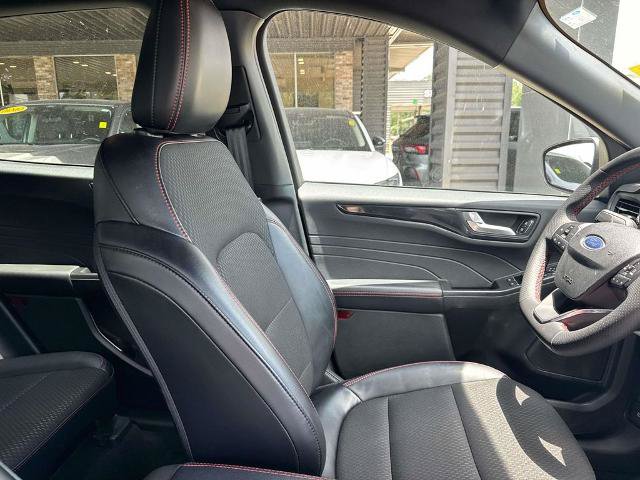 Certified 2025 Ford Escape ST-Line FWD image 10