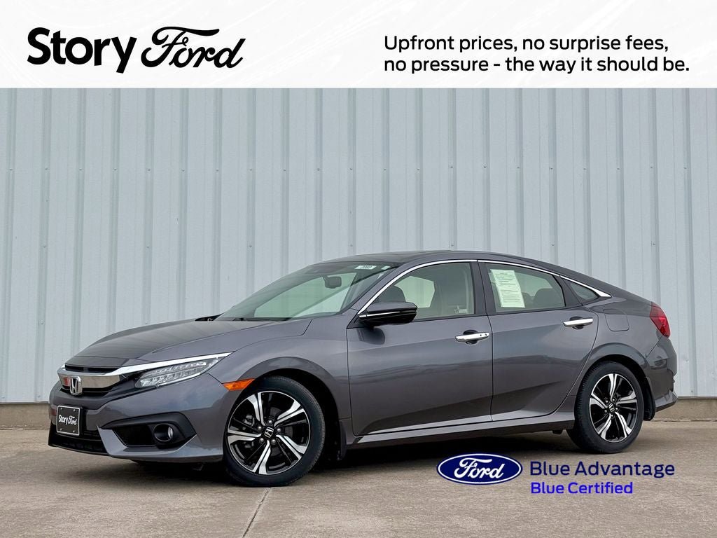 Used 2018 Honda Civic Touring image 1