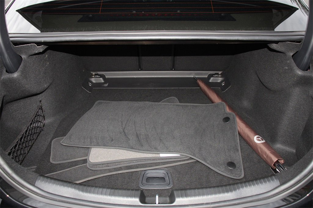 Used 2024 Mercedes-Benz C 300 Sedan image 24