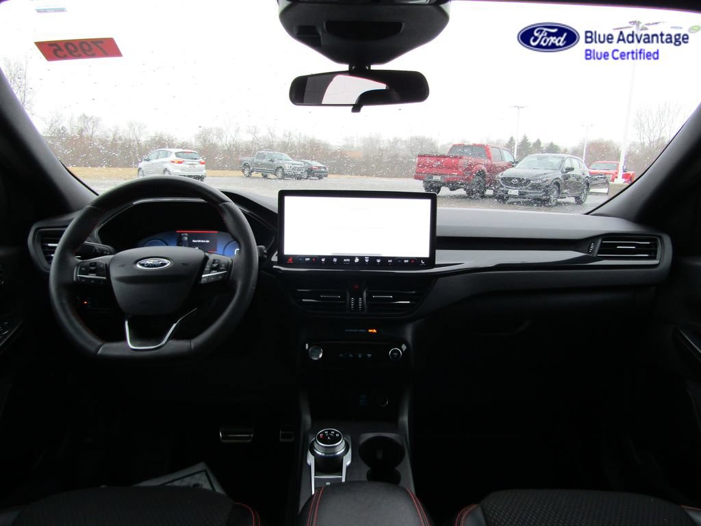 Certified 2023 Ford Escape ST-Line Select w/ Tech Pack #2 AWD/4WD image 15