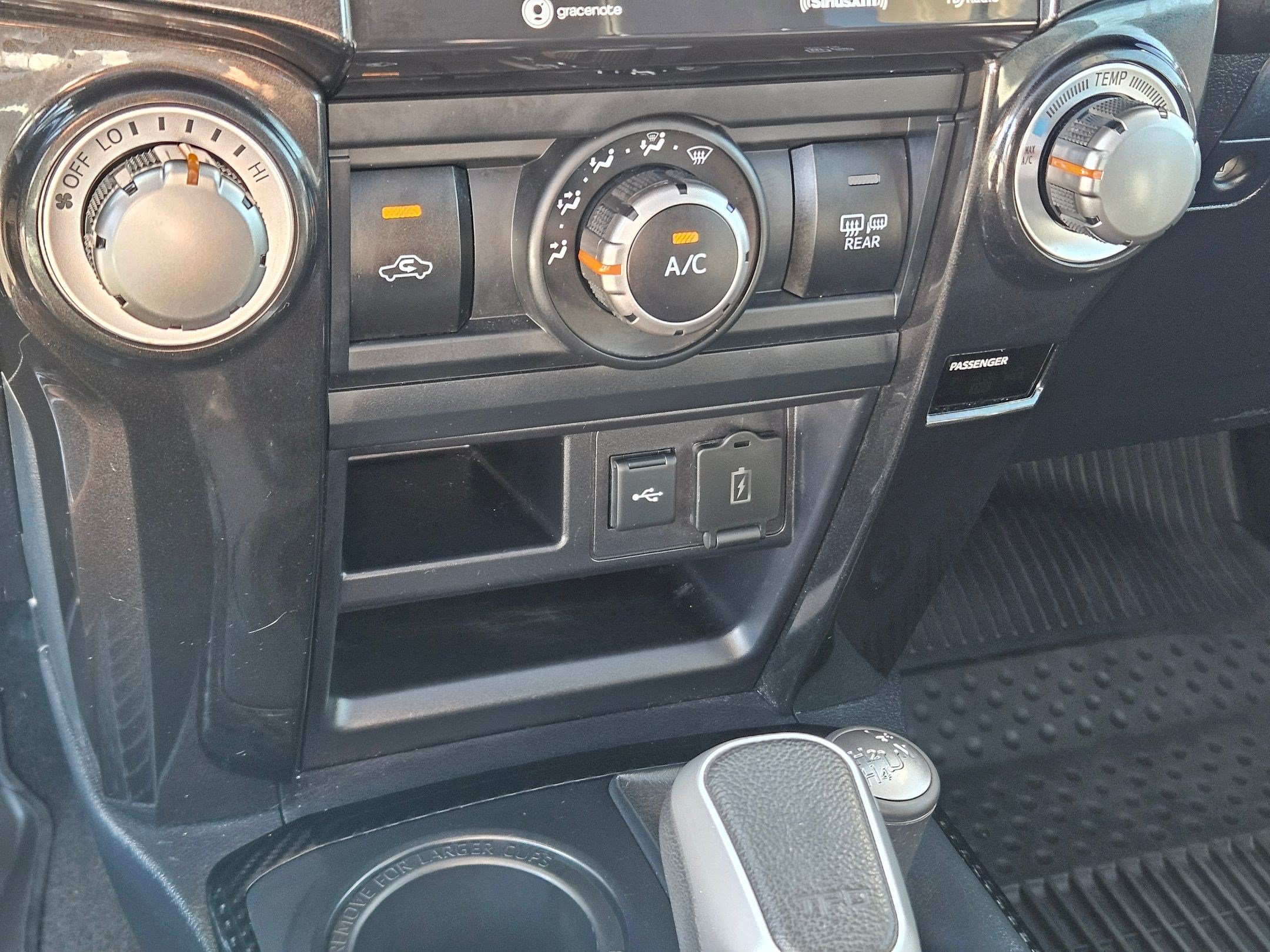 Used 2023 Toyota 4Runner TRD Off-Road Premium w/ Off Road Premium Plus Package AWD/4WD image 28