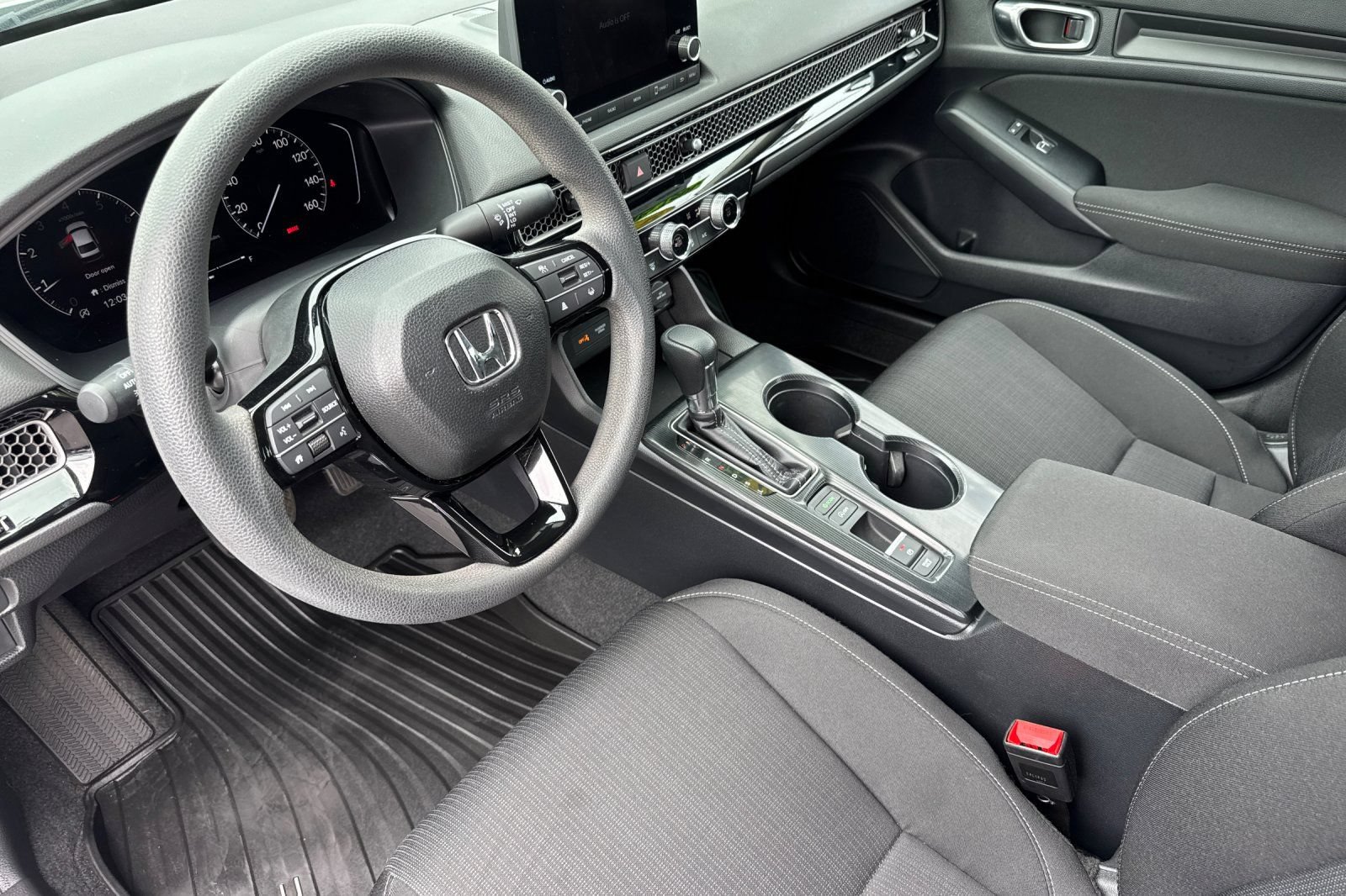 Used 2023 Honda Civic LX image 3