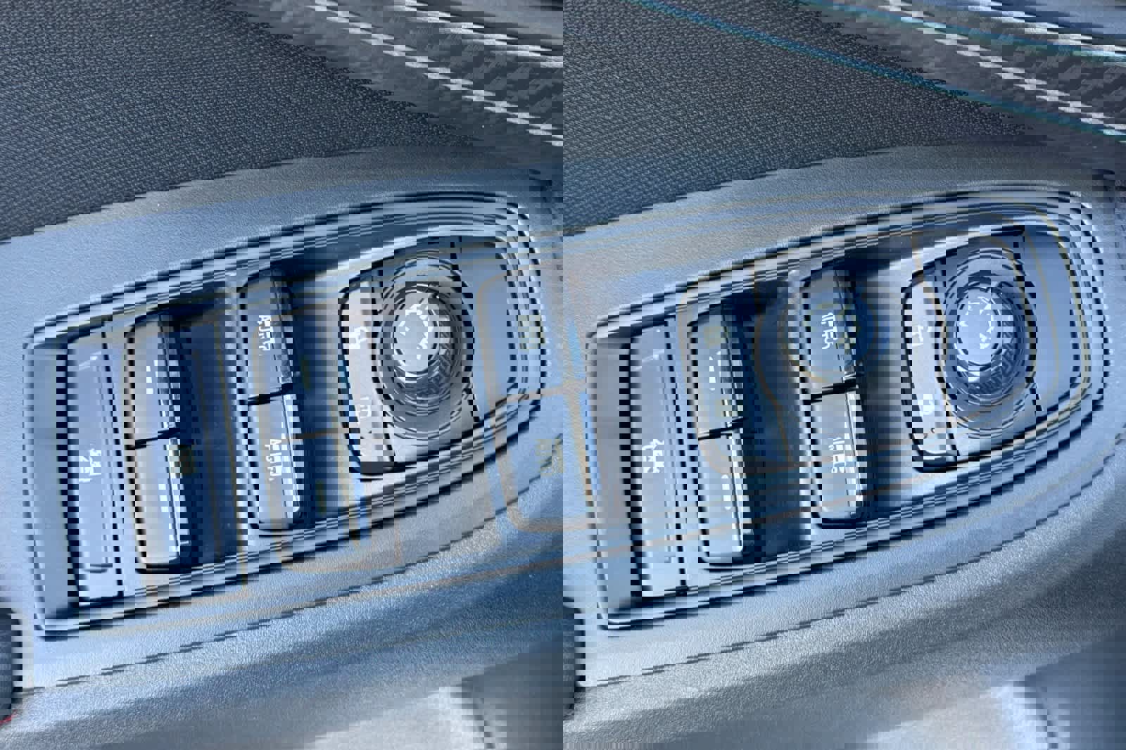 Used 2017 Subaru Impreza 2.0i Sport w/ Popular Package #3 image 13