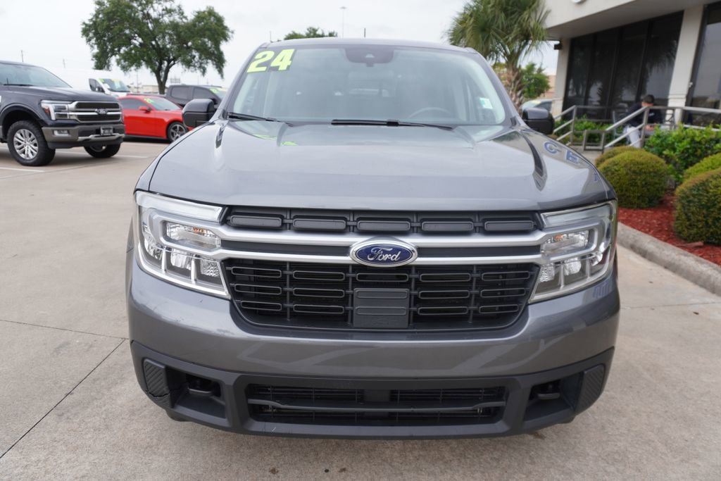 Certified 2024 Ford Maverick Lariat w/ FX4 Off-Road Package AWD/4WD image 2