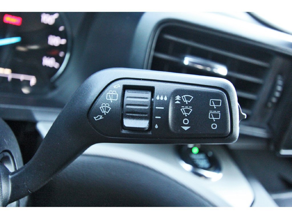 Certified 2020 Ford Explorer XLT RWD image 20