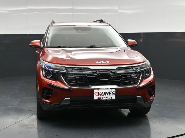 Used 2024 Kia Seltos X-Line AWD/4WD image 4