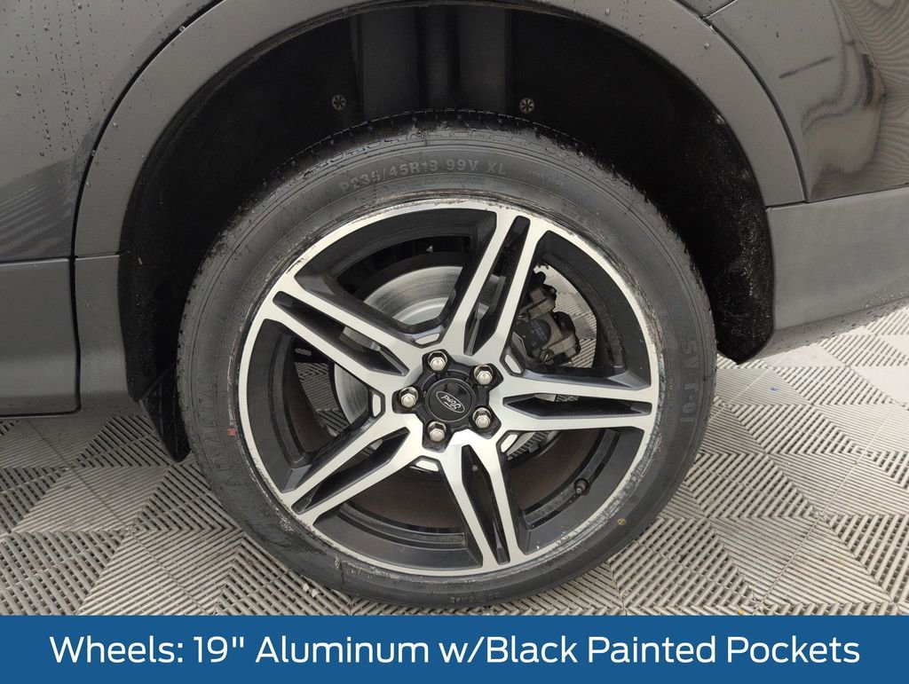 Certified 2019 Ford Escape SEL image 36