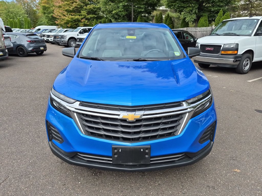 Used 2024 Chevrolet Equinox LS w/ LS Convenience Package AWD/4WD image 4