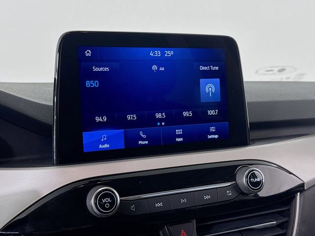 Certified 2022 Ford Escape SE w/ Cold Weather Package image 14