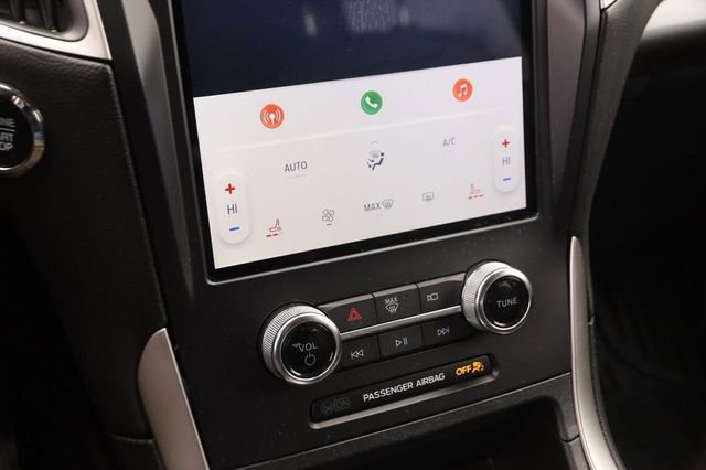 Certified 2024 Ford Edge SEL image 17