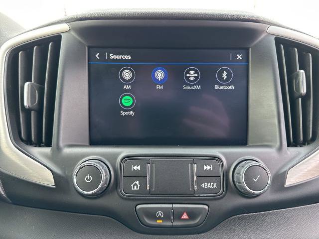 Used 2024 GMC Terrain SLT image 36