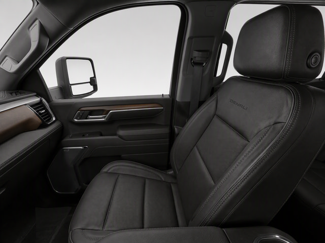 Used 2025 GMC Sierra 3500 Denali w/ Denali Reserve Package AWD/4WD image 15