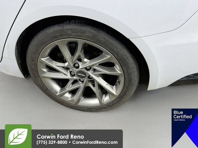 Used 2022 Genesis G70 2.0T AWD/4WD image 33