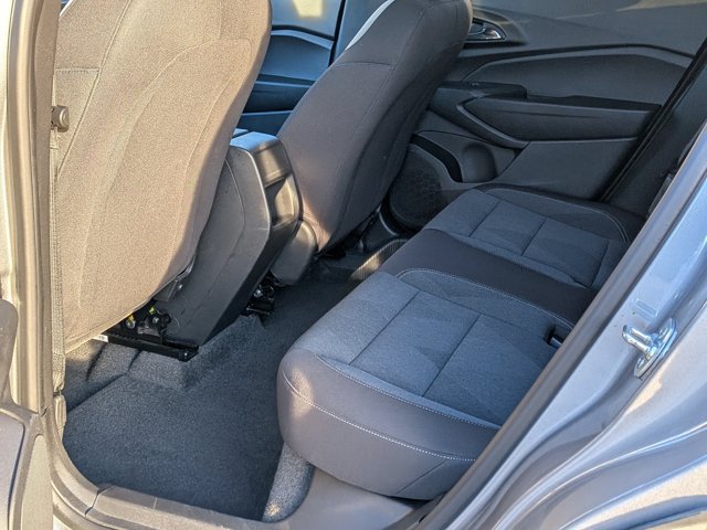 Used 2025 Chevrolet Trax LS FWD image 21