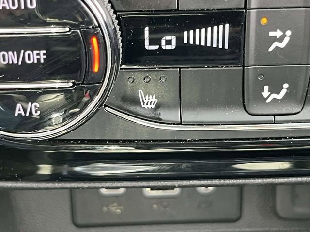 Used 2022 Buick Encore GX Essence FWD image 19