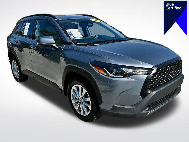 Used 2023 Toyota Corolla Cross LE image 1