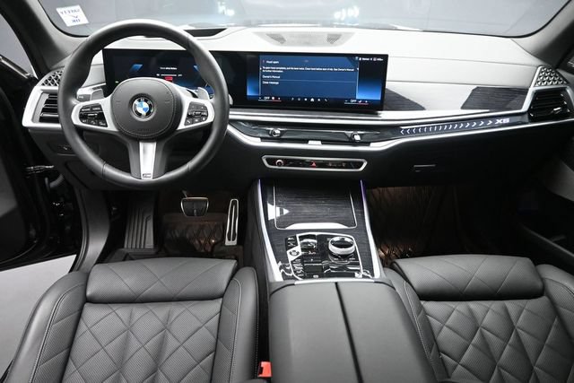 Used 2025 BMW X5 xDrive40i w/ Executive Package AWD/4WD image 23
