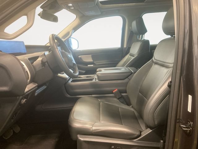 Certified 2025 Ford Expedition Active AWD/4WD image 11