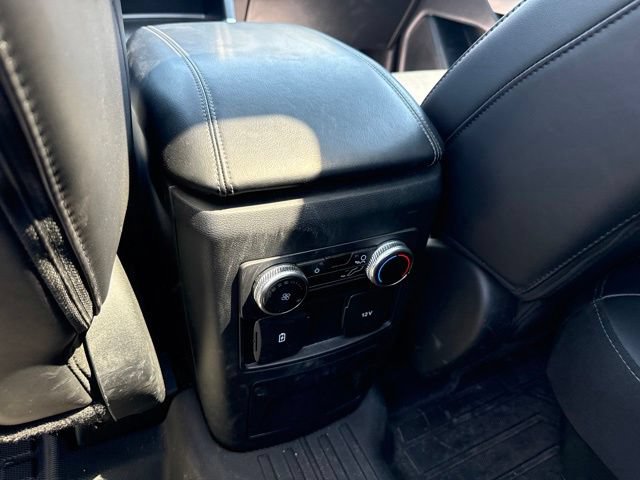 Certified 2024 Ford Explorer XLT w/ Equipment Group 202A AWD/4WD image 18