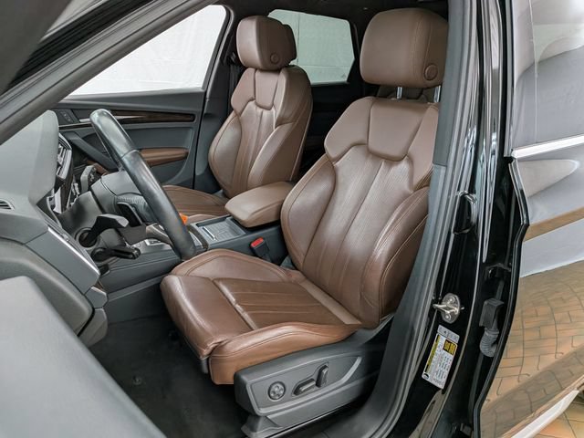 Used 2019 Audi Q5 2.0T Premium Plus w/ Premium Plus Package AWD/4WD image 11
