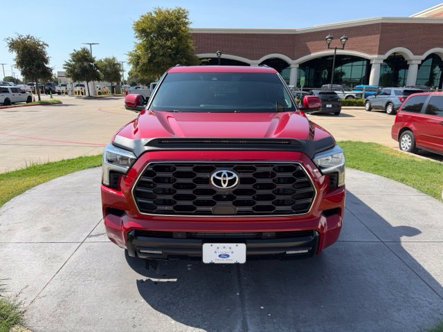 Used 2023 Toyota Sequoia Platinum AWD/4WD image 2