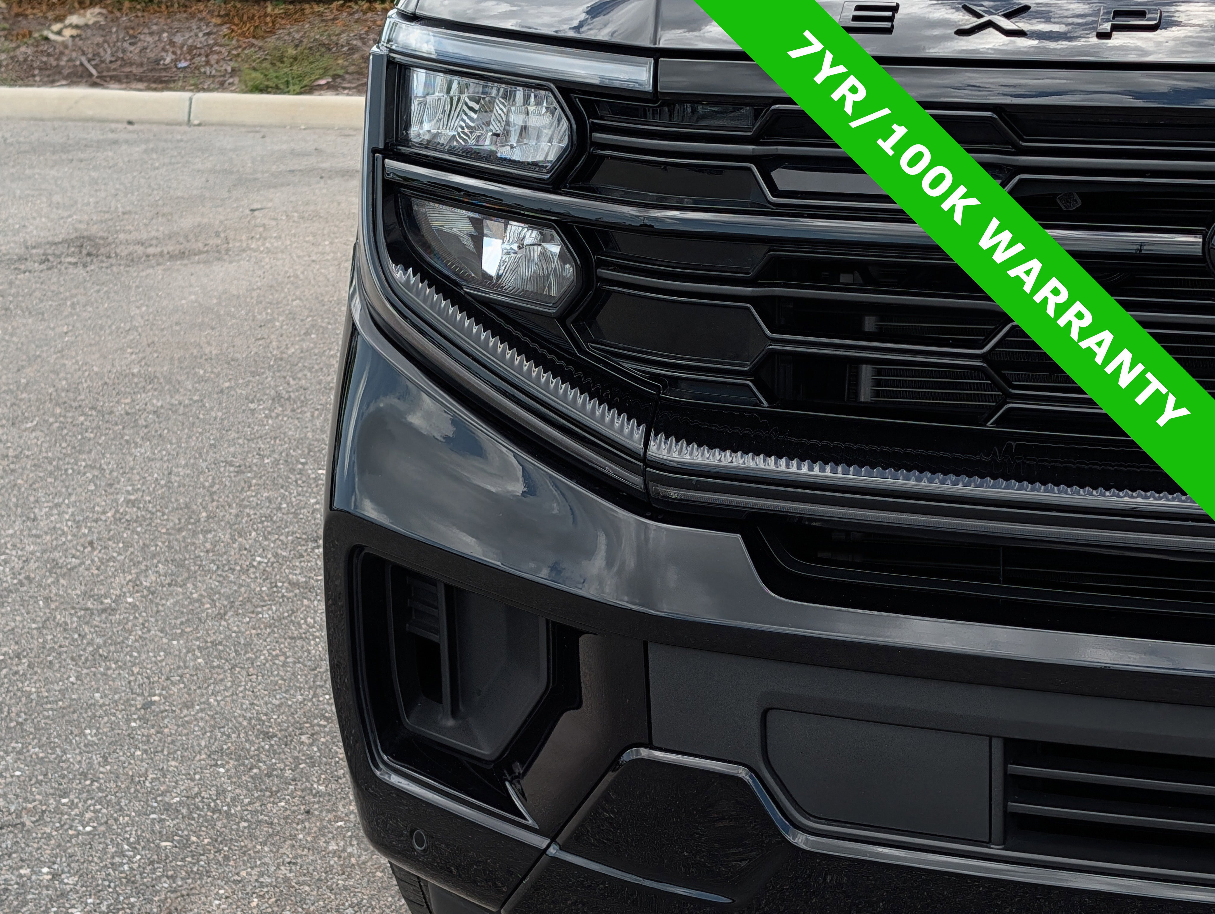 Certified 2025 Ford Expedition Platinum w/ Stealth Appearance Package AWD/4WD image 9