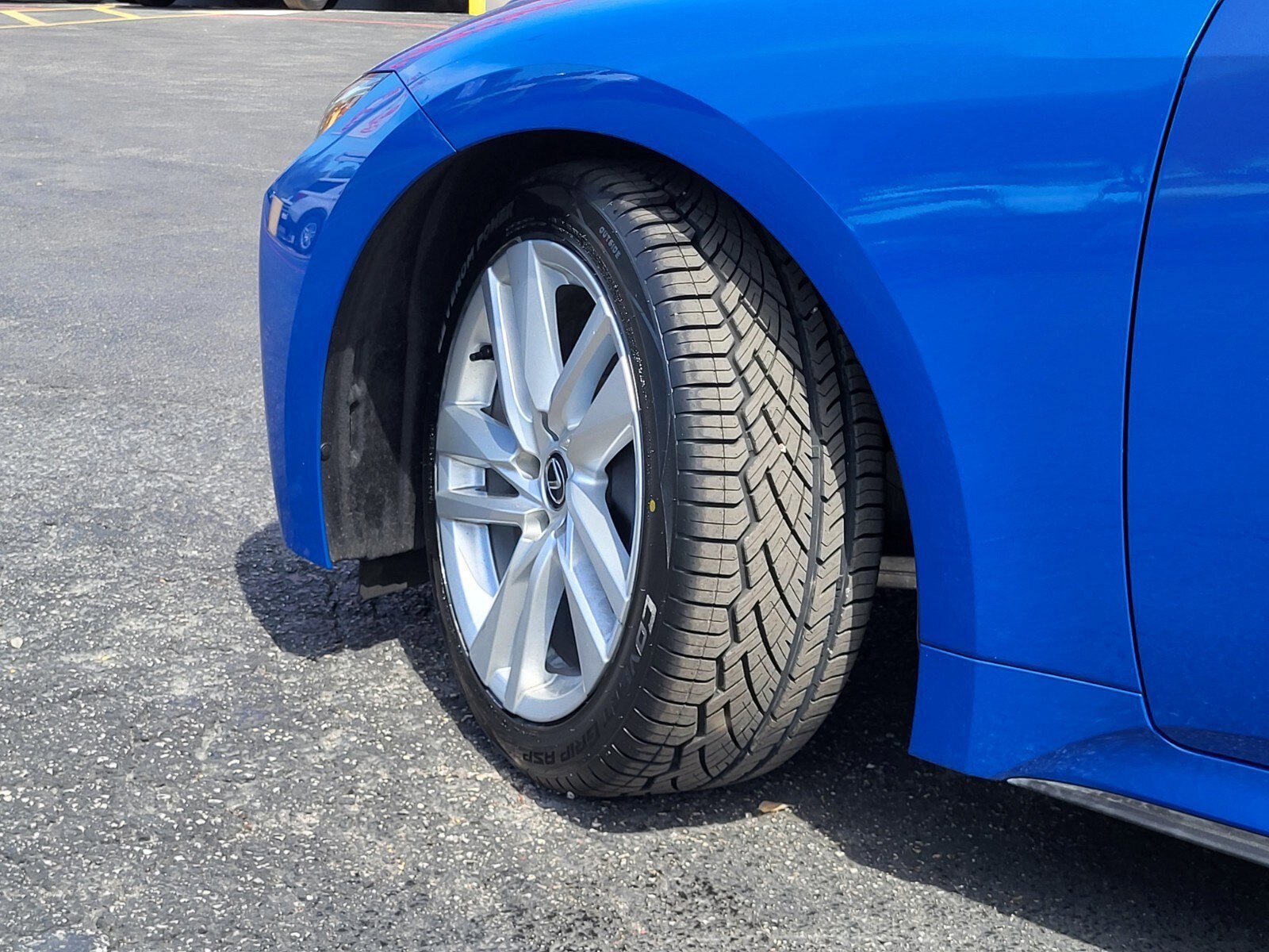 Used 2024 Lexus IS 300 w/ Comfort Package image 33