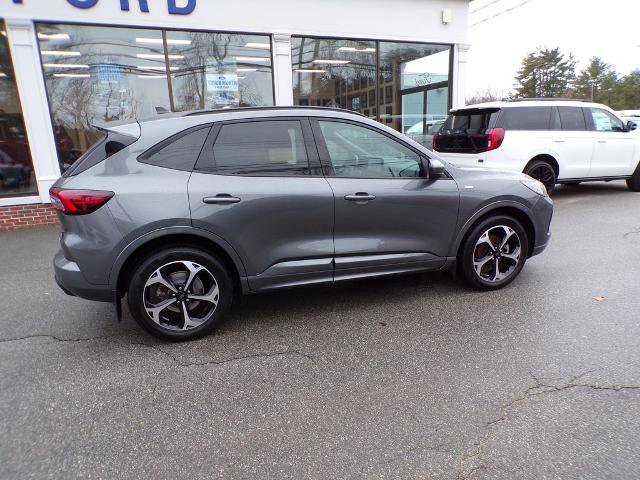 Certified 2023 Ford Escape ST-Line Elite w/ Premium Technology Package AWD/4WD image 11