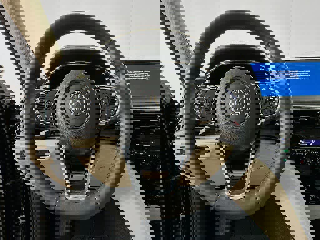 Used 2024 Acura MDX SH-AWD w/ Technology Package image 18