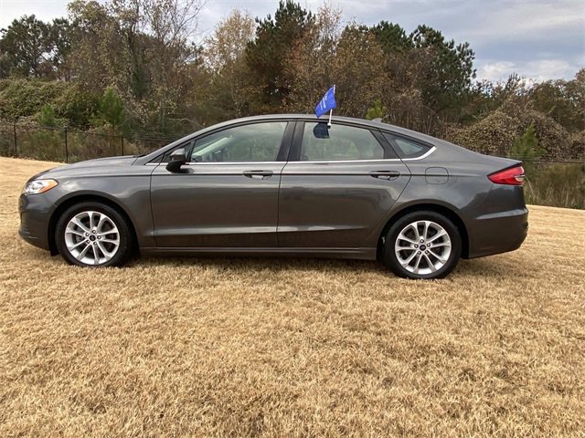 Certified 2020 Ford Fusion SE image 4