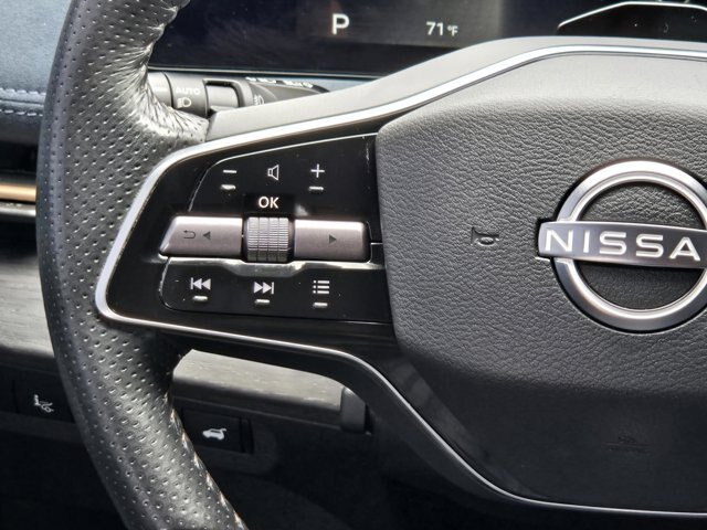 Used 2023 Nissan Ariya AWD/4WD image 15