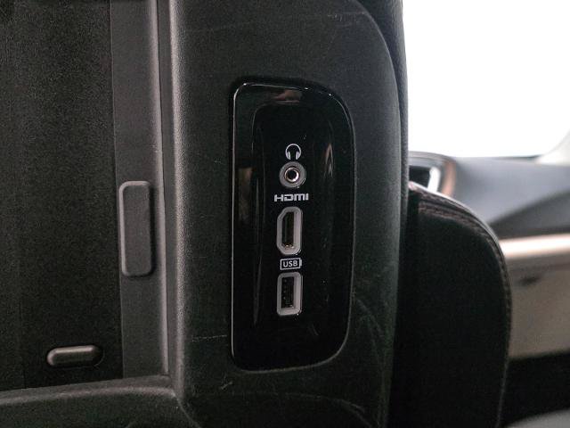Used 2018 Chrysler Pacifica Touring-L Plus w/ Advanced Safetytec Group FWD image 24