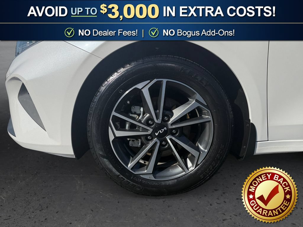 Used 2023 Kia Forte LXS w/ LXS Technology Package FWD image 13