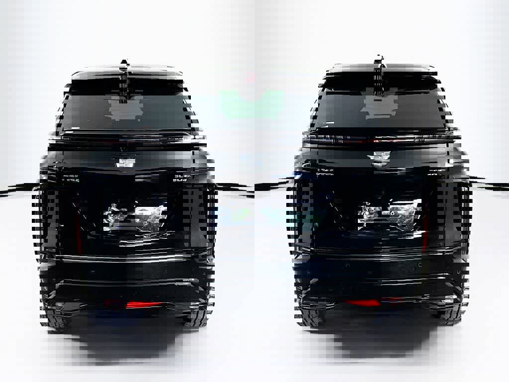 Used 2024 Cadillac Lyriq Luxury w/ LPO, Floor Liner Package image 4