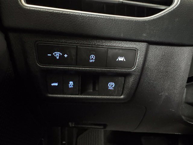 Used 2023 Hyundai Sonata SE w/ Preferred Accessory Package FWD image 17