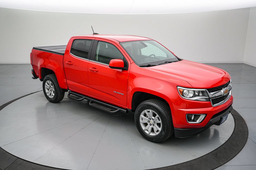 Used 2020 Chevrolet Colorado LT w/ Luxury Package RWD image 2