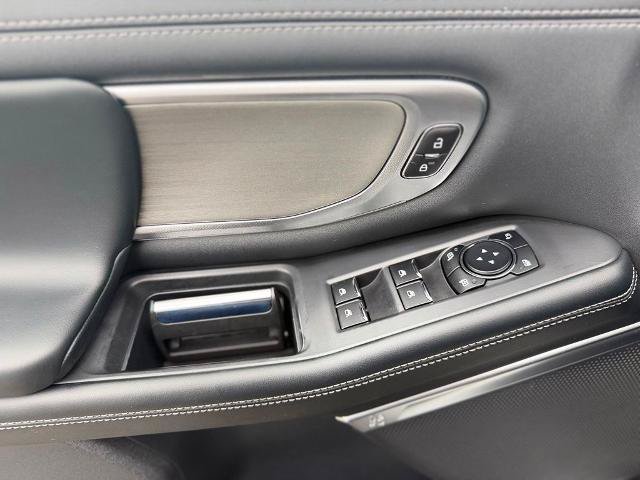 Certified 2025 Ford Expedition Platinum AWD/4WD image 19