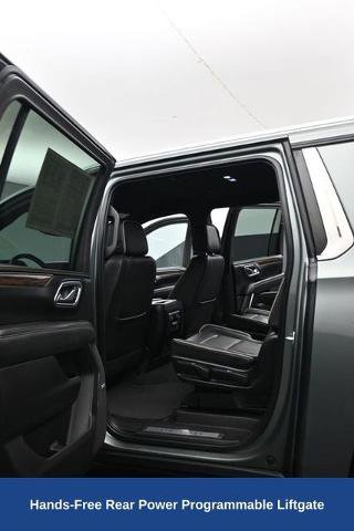 Used 2023 Chevrolet Suburban Premier AWD/4WD image 22