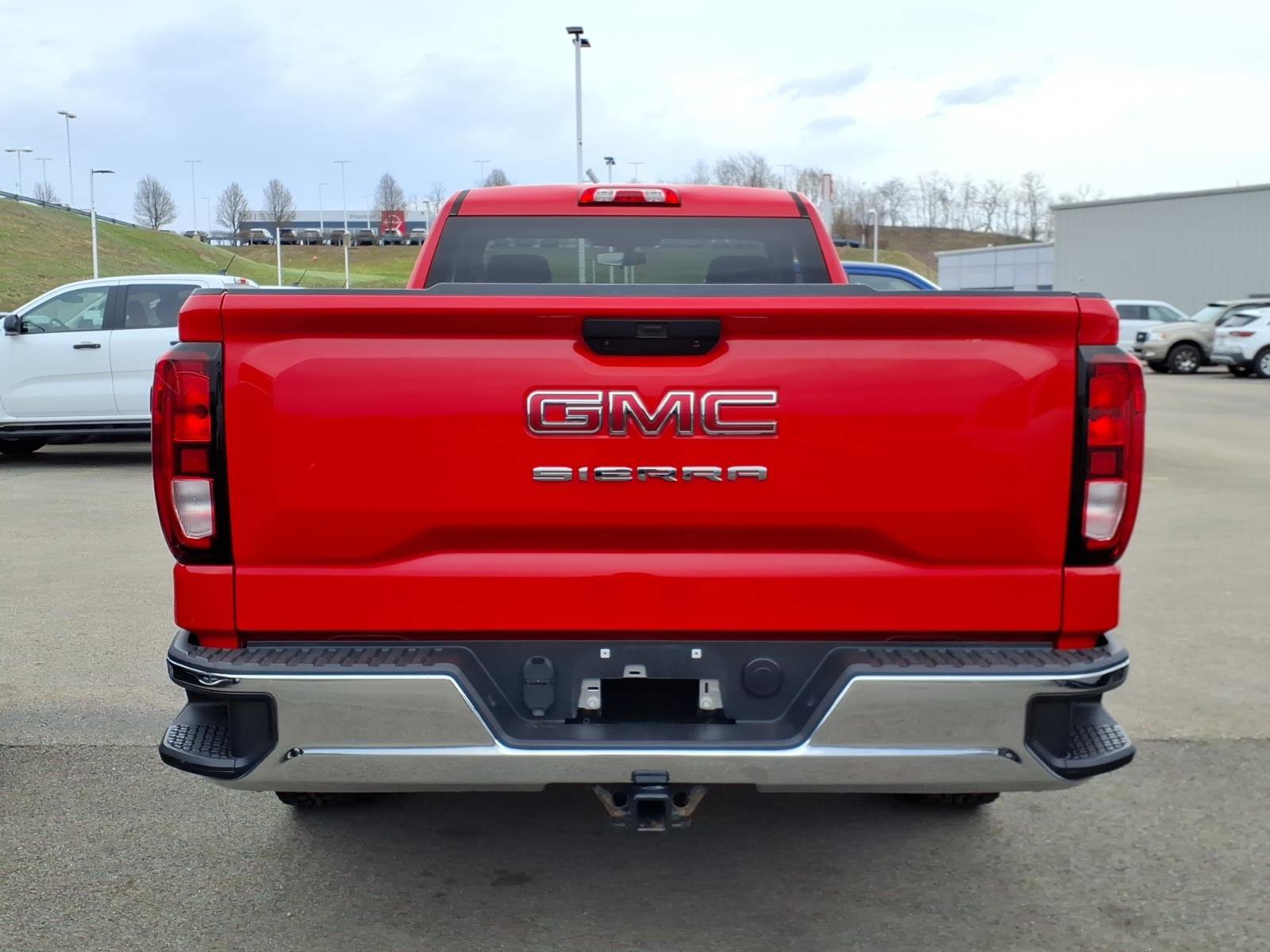 Used 2020 GMC Sierra 1500 4x4 Regular Cab w/ Sierra Value Package image 3