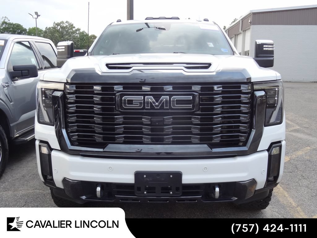 Used 2024 GMC Sierra 2500 Denali Ultimate w/ Max Trailering Package AWD/4WD image 2