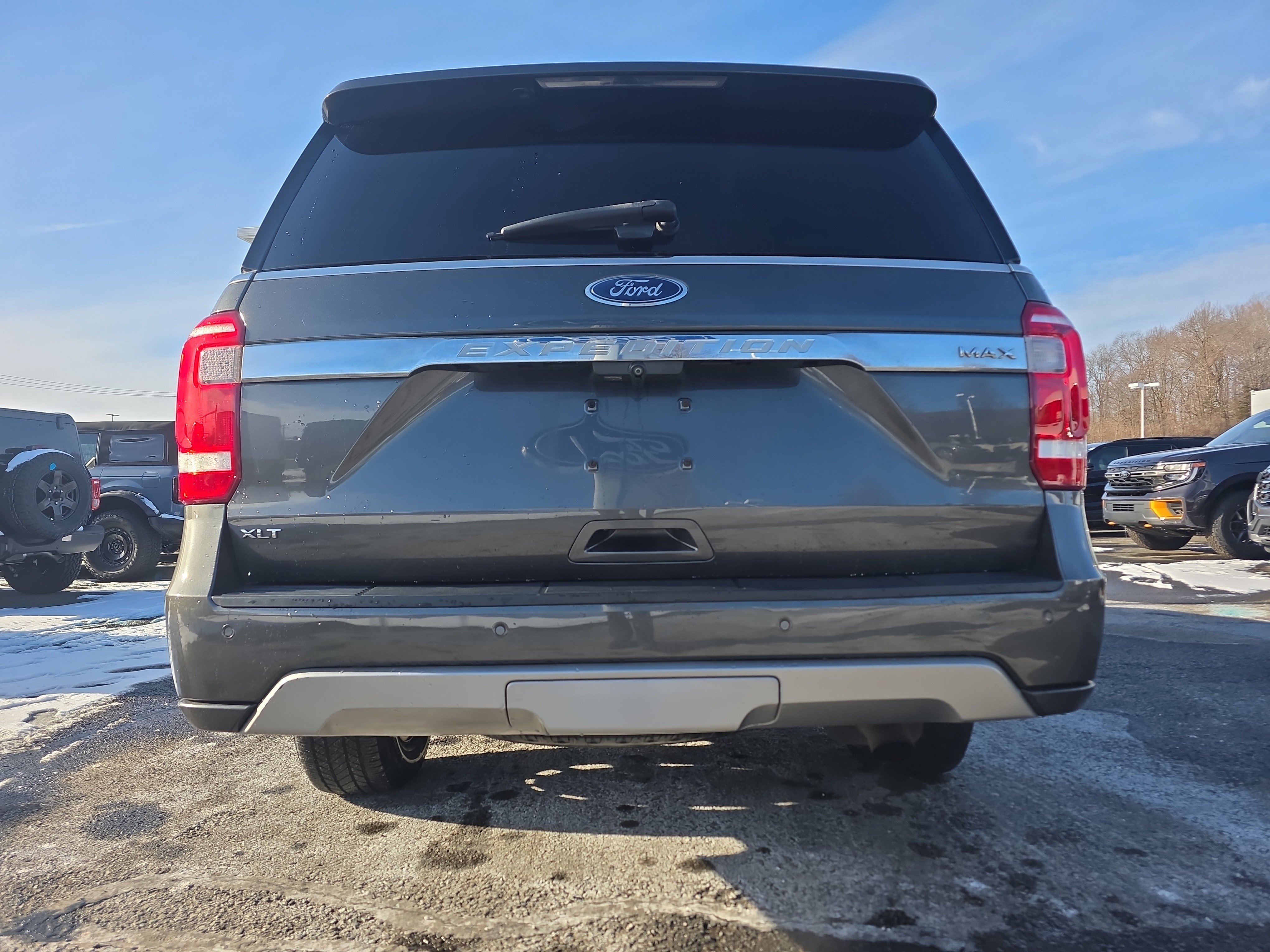 Certified 2018 Ford Expedition Max XLT image 16