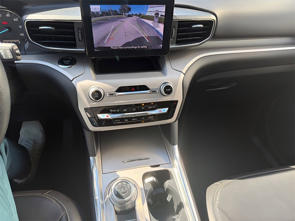 Certified 2024 Ford Explorer XLT w/ Equipment Group 202A image 17