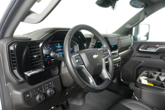 Used 2025 Chevrolet Silverado 2500 LT w/ All Star Edition AWD/4WD image 18