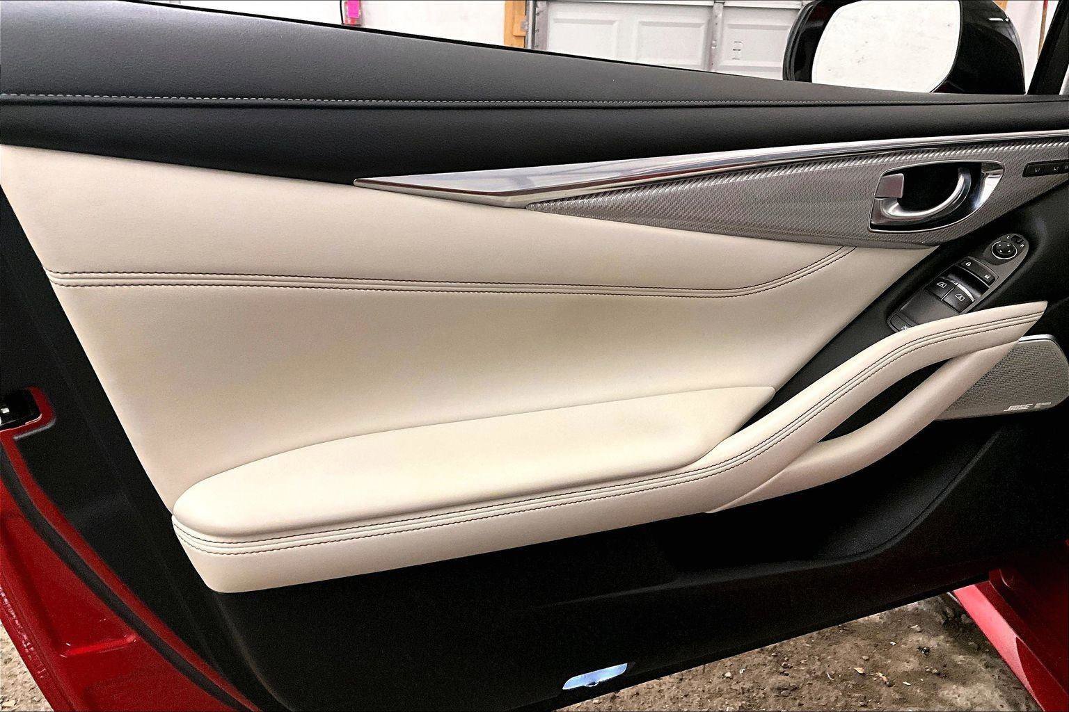 Used 2018 INFINITI Q60 Red Sport 400 w/ Pro Active Package image 22