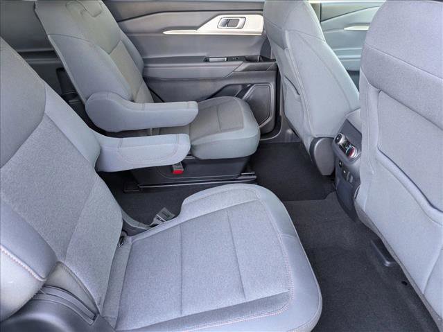 Certified 2025 Ford Explorer Active RWD image 19