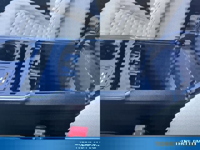 Certified 2024 Ford Edge SE image 36