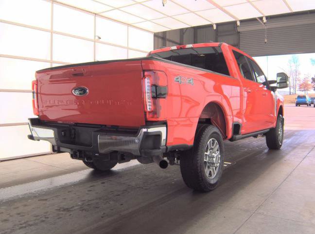 Certified 2025 Ford F250 Lariat w/ Lariat Ultimate Package image 4