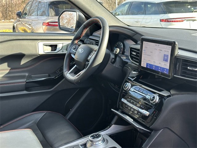 Certified 2023 Ford Explorer ST-Line w/ Class IV Trailer Tow Package image 34